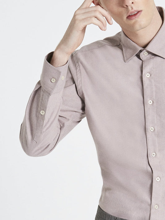 Pembe flanel gömlek.