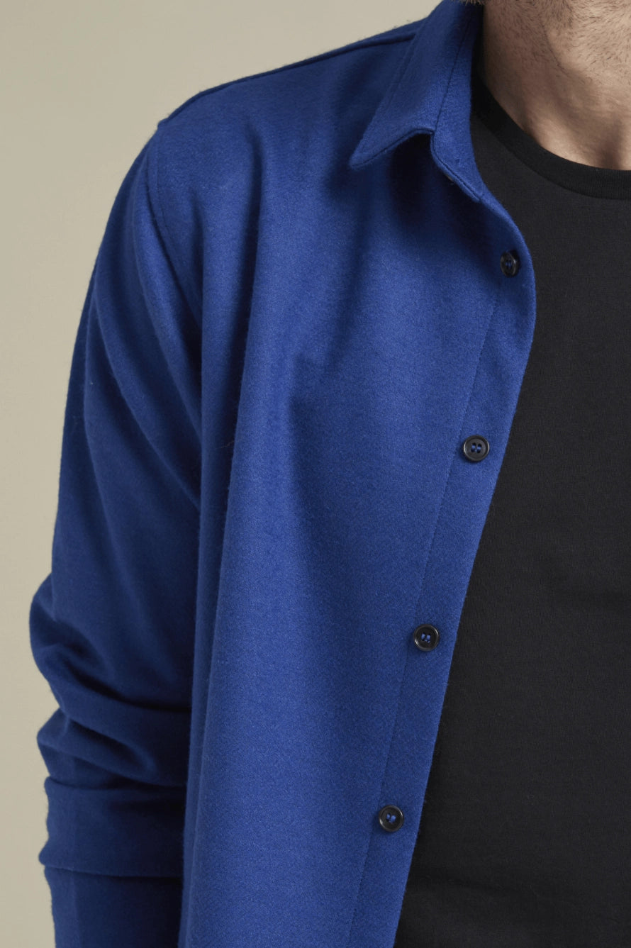 Bonny Cardies – Yünlü Hırka Gömlek mavi kumaş detayı