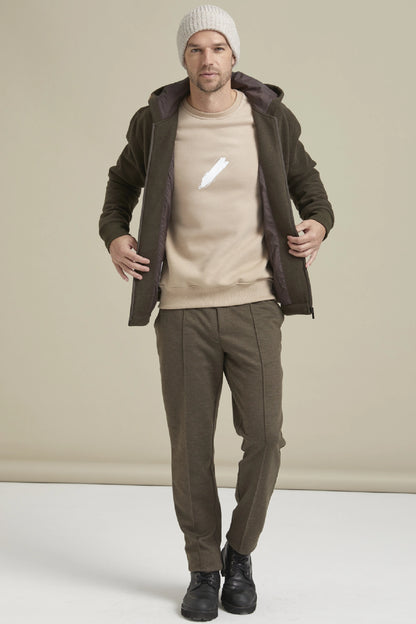 Fancy Coat | Haki Yünlü Örme Kapüşonlu Mont Ceket stüdyoda önü açık görünüm.