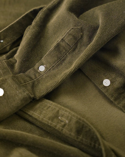 MUBU Cosserat Haki Kadife Gömlek - Kumaş Detayı