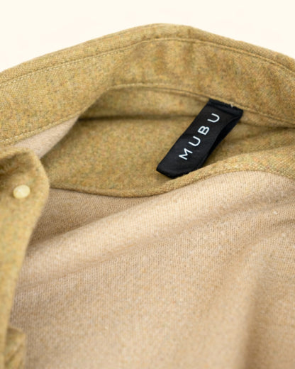 MUBU Heritage Hardal Yün Gömlek Ceket - Etiket Detayı