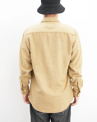 MUBU Heritage Hardal Yün Gömlek Ceket - Model Arka Görünüm