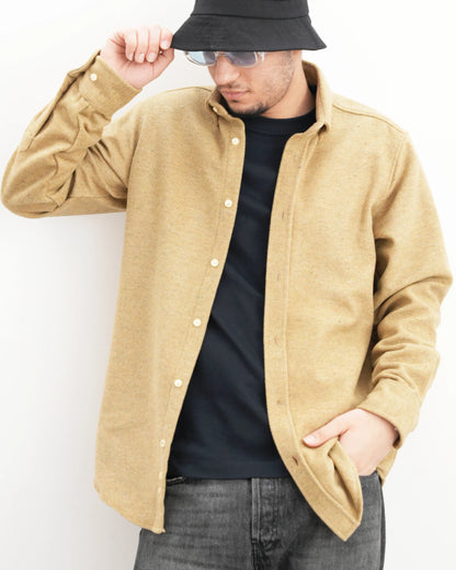 MUBU Heritage Hardal Yün Gömlek Ceket - Model Duvar Önü Yakın