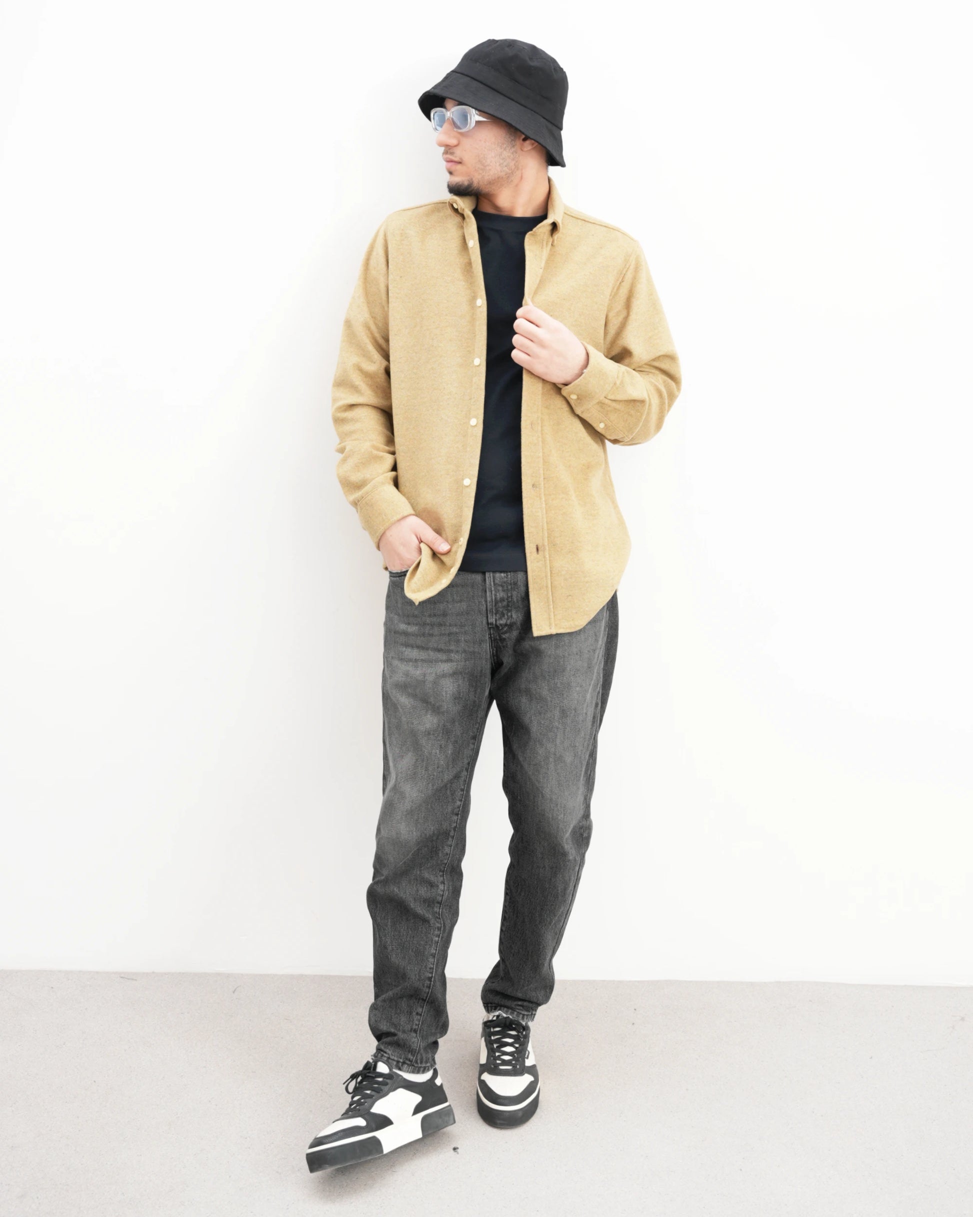 MUBU Heritage Hardal Yün Gömlek Ceket - Model Lifestyle Look