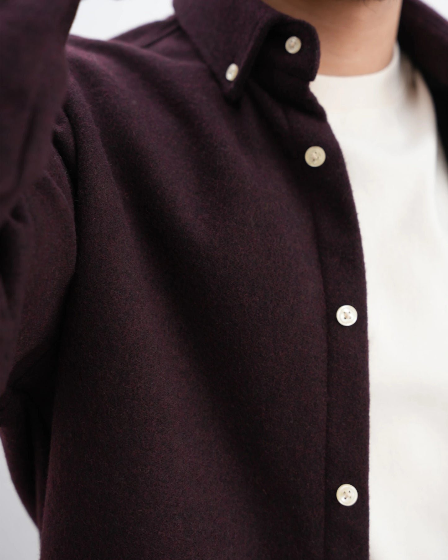 MUBU Heritage Bordo Yün Gömlek Ceket - Kumaş Detayı