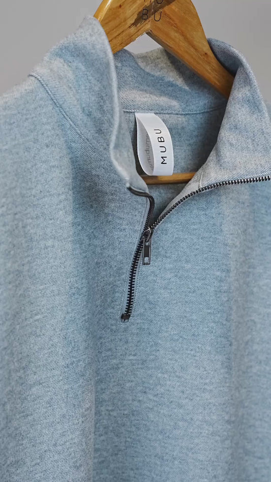 Diago half zip tech knit askıda detay videosu